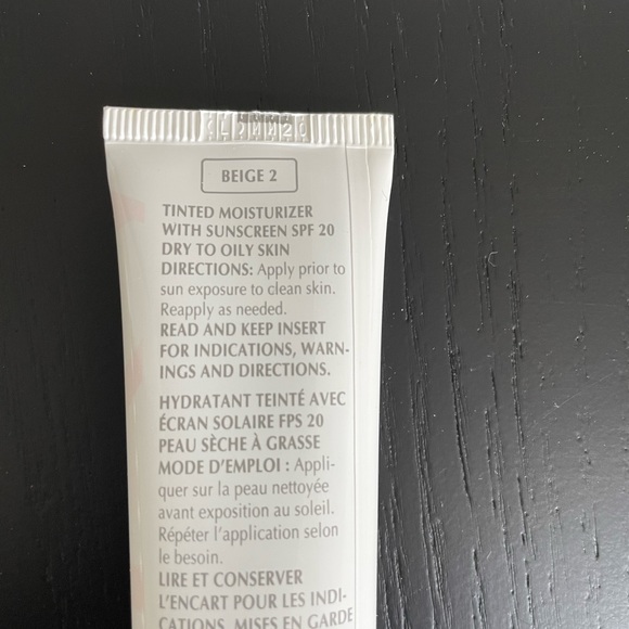 SOLD!!!Mary Kay Tinted Moisturizer With Sunscreen SPF20!! 💕 - Picture 6 of 9